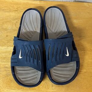 Nike Navy Slide Sandals 9M/11W